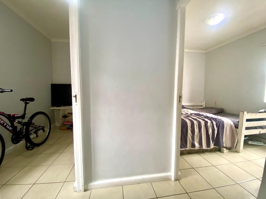 2 Bedroom Property for Sale in Maitland Western Cape